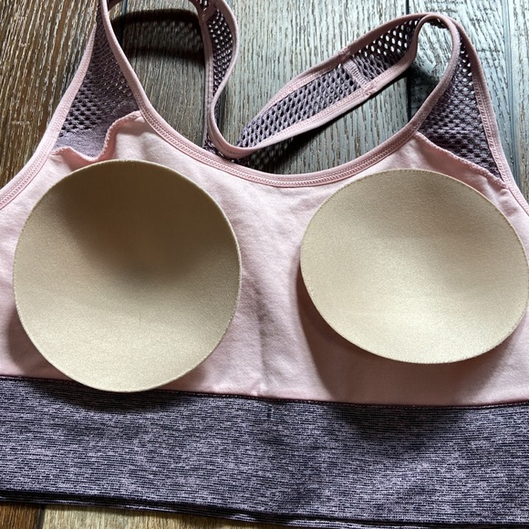 Pink by Victoria’s Secret Seamless Lightly Lined Sports Bra Size M - Picture 6 of 11